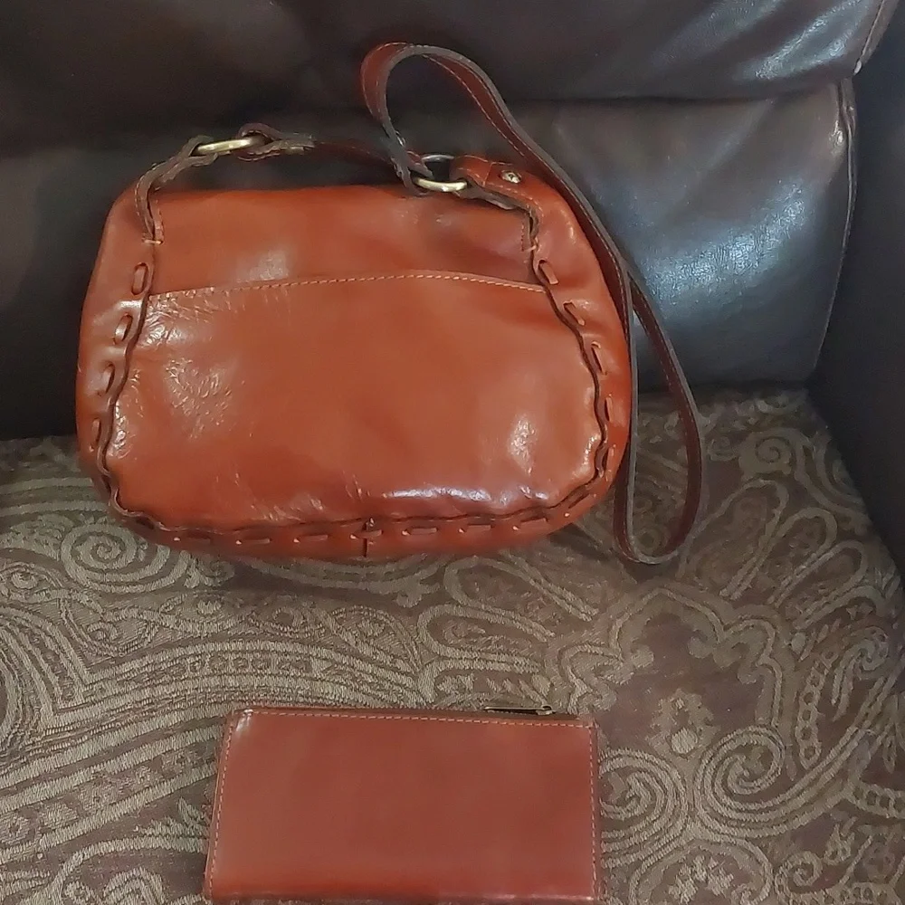 Patricia Nash Floral Bag And Matching Wallet Set - Picture 3 of 10